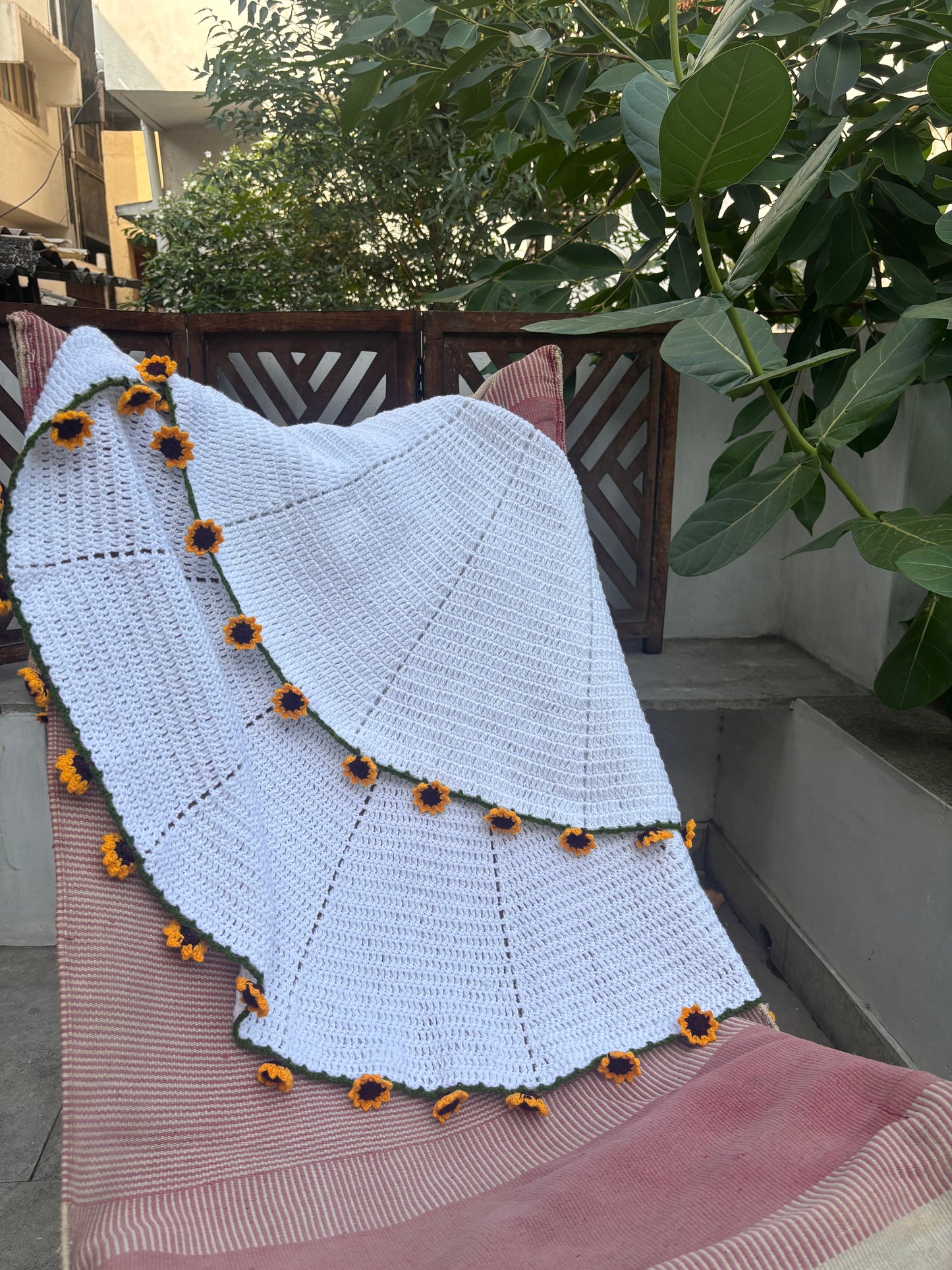 Sunflower bouquet blanket