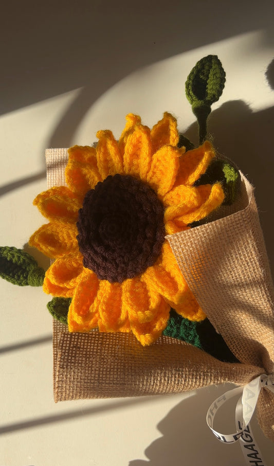Sunflower bloom bouquet